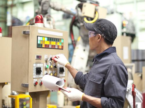 3 industries that play better with rugged IT in the game